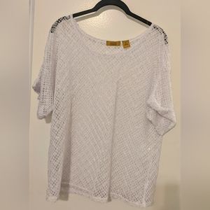 White knit with sequin short sleeve shirt